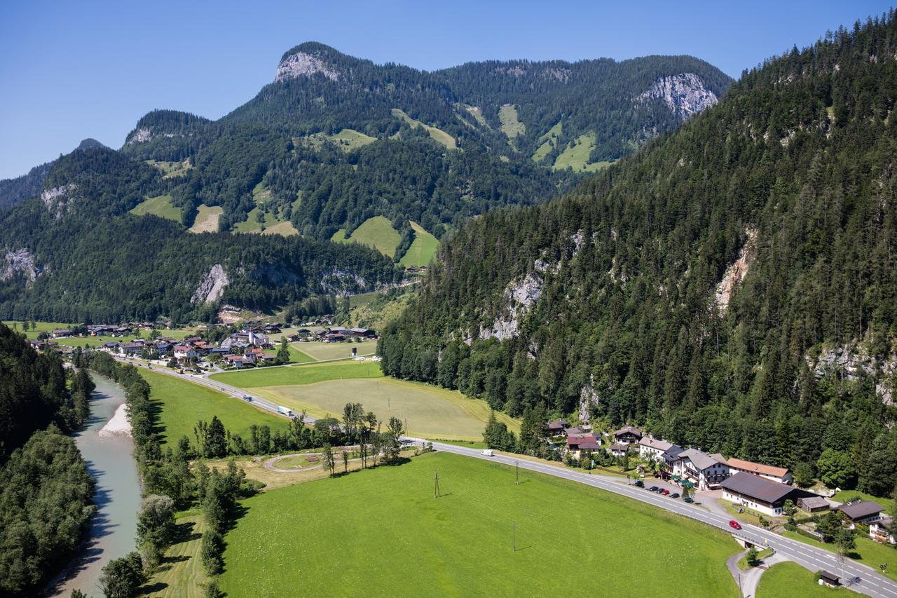 Gasthof-Pension Frohnwies Weissbach bei Lofer Esterno foto
