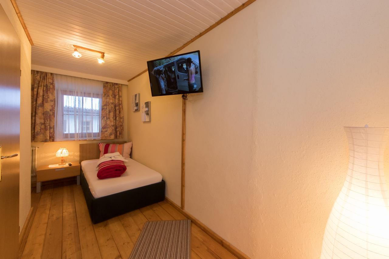 Gasthof-Pension Frohnwies Weissbach bei Lofer Esterno foto